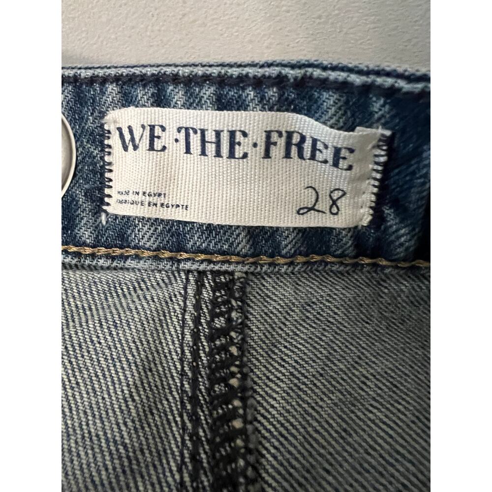Wide-Leg Denim Jeans in Distressed Blue - Picture 5 of 10